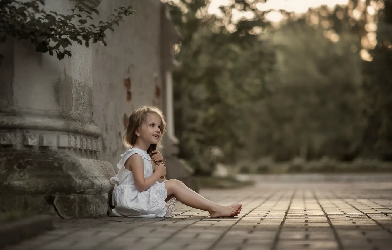 Photo wallpaper summer, branches, nature, children, building, barefoot, girl, bokeh