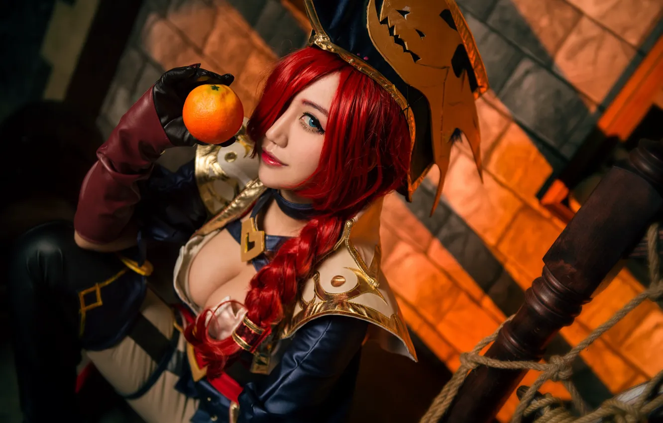 Photo wallpaper chest, look, girl, face, pose, smile, style, background