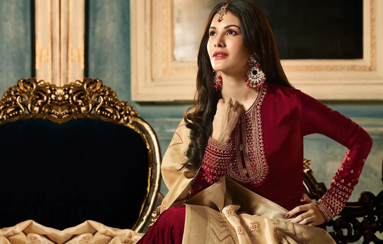 Photo wallpaper girl, fashion, eyes, smile, model, pretty, beauty, lips