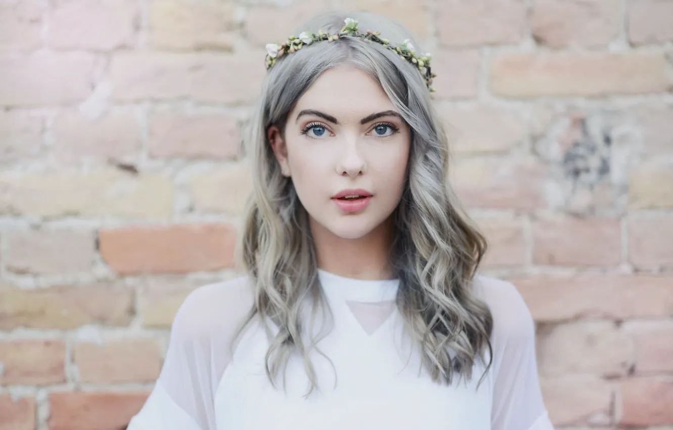 Photo wallpaper eyes, look, girl, model, girl, beautiful, wreath, eyes