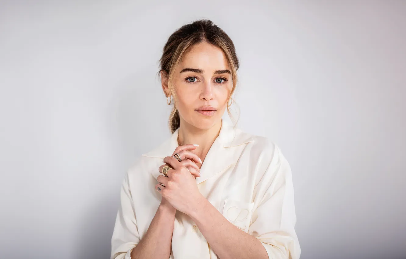 Photo wallpaper look, girl, decoration, pose, photo, actress, shirt, Emilia Clarke