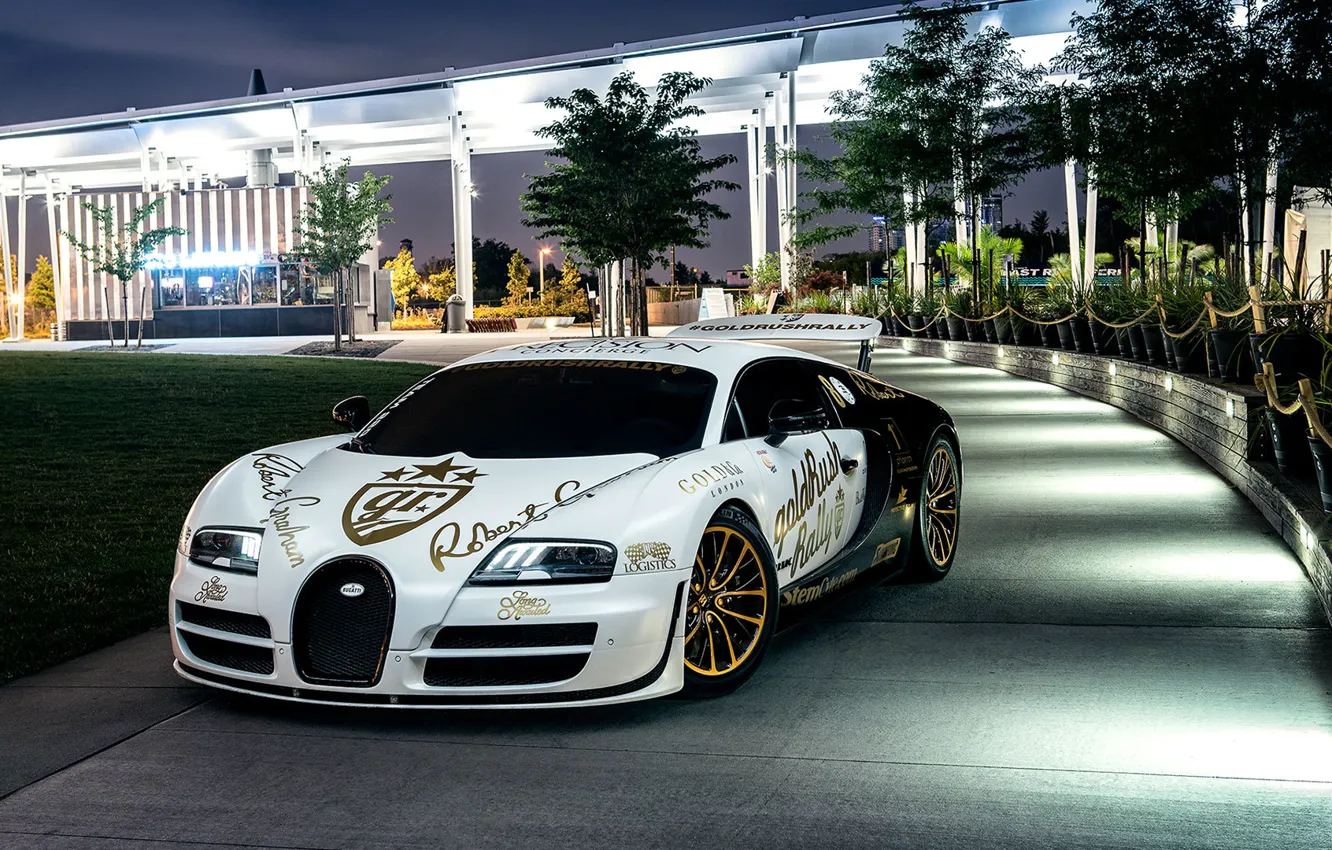 Photo wallpaper Bugatti, Veyron, Front, New York, NYC, White, Supersport, Spoiler