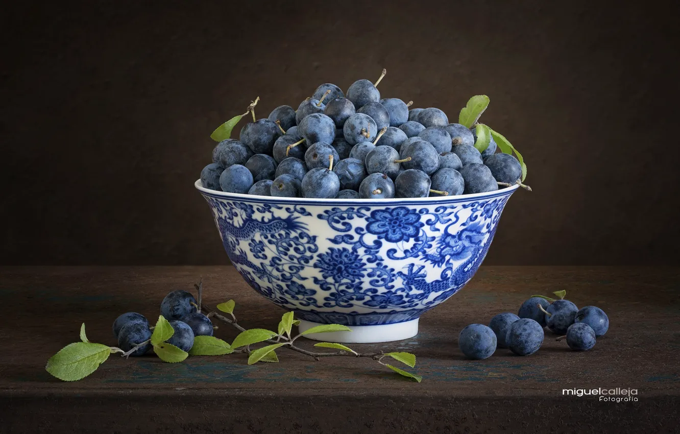 Photo wallpaper fruit, bowl, plum