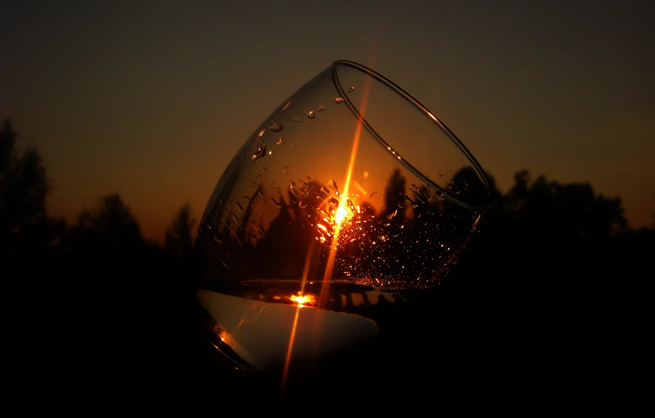 Photo wallpaper sunset, glass, the water in the glass