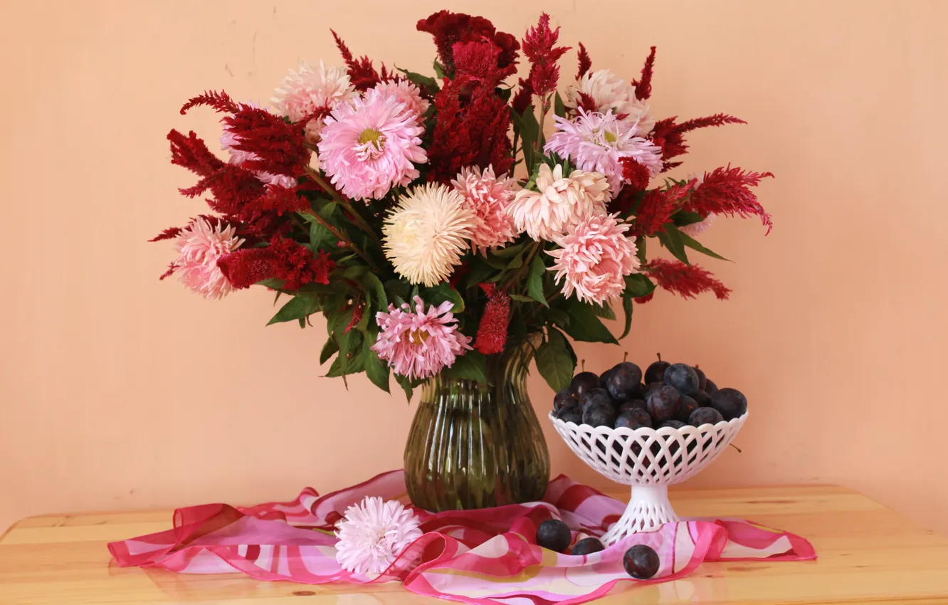 Photo wallpaper bouquet, plum, amaranth