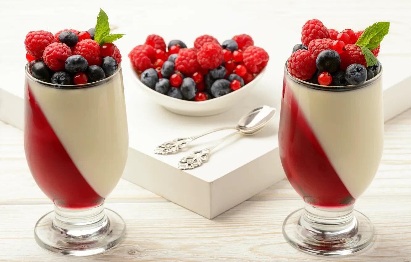 Photo wallpaper berries, cream, dessert, panna cotta, Oleg Bannikov
