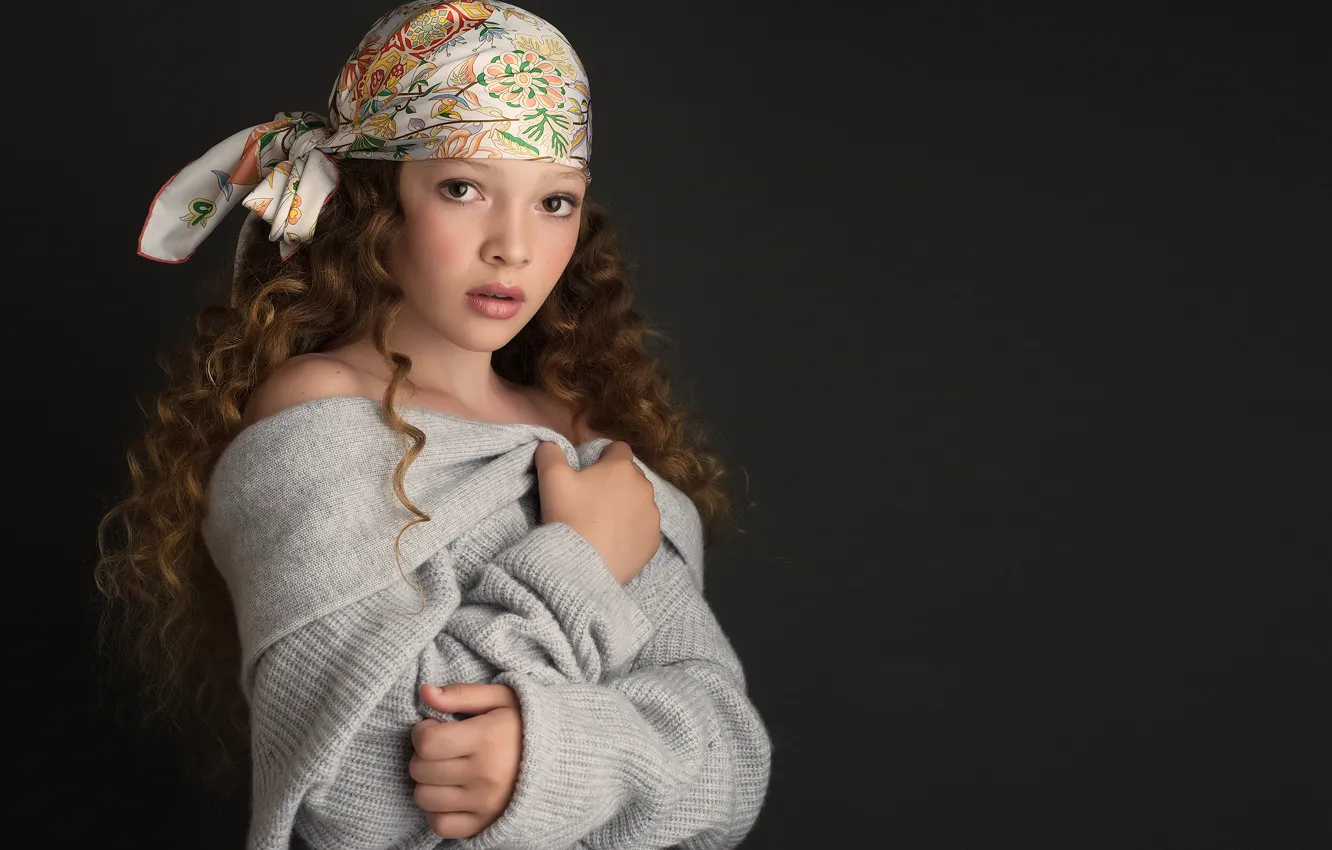 Photo wallpaper look, background, mood, girl, solitaire, curls