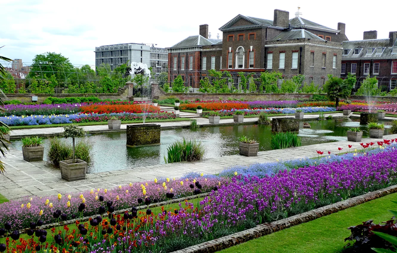 Photo wallpaper greens, flowers, England, London, plants, garden, fountains, Palace