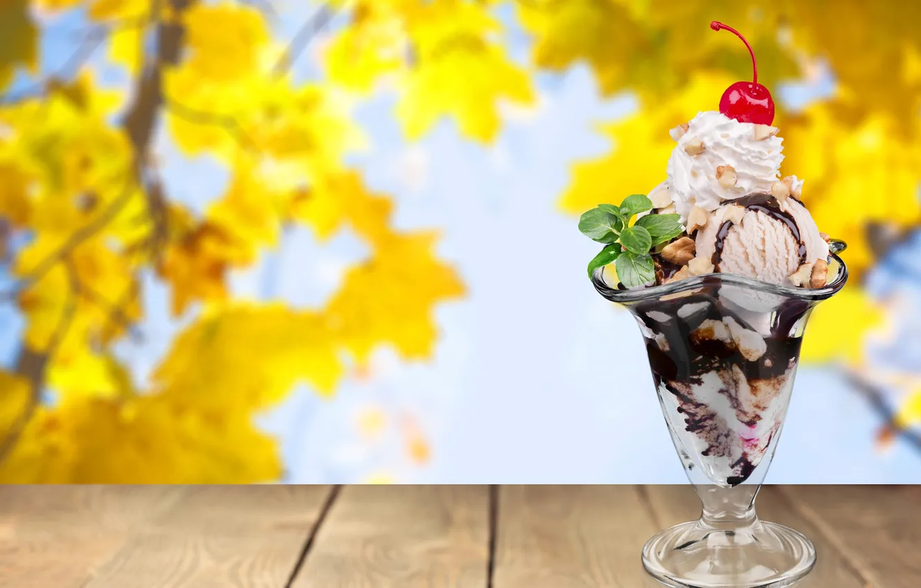 Photo wallpaper glass, ice cream, cherry