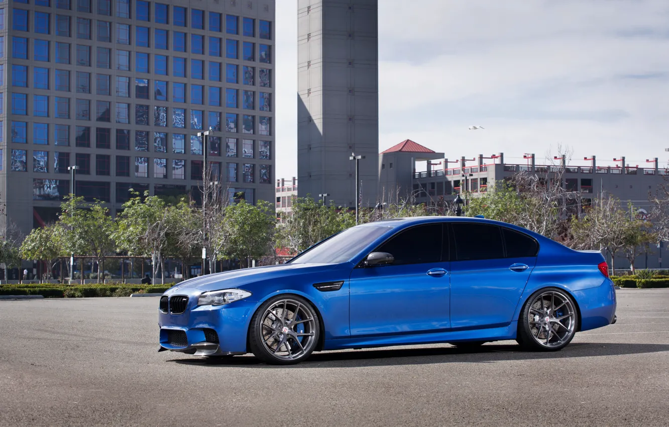 Photo wallpaper blue, the building, Windows, BMW, BMW, drives, side view, f10
