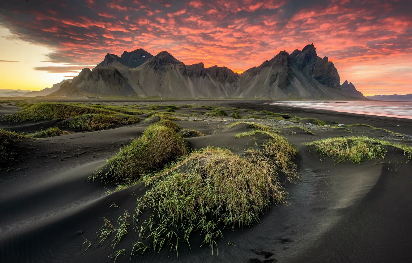 Photo wallpaper mountains, shore, dunes, Iceland
