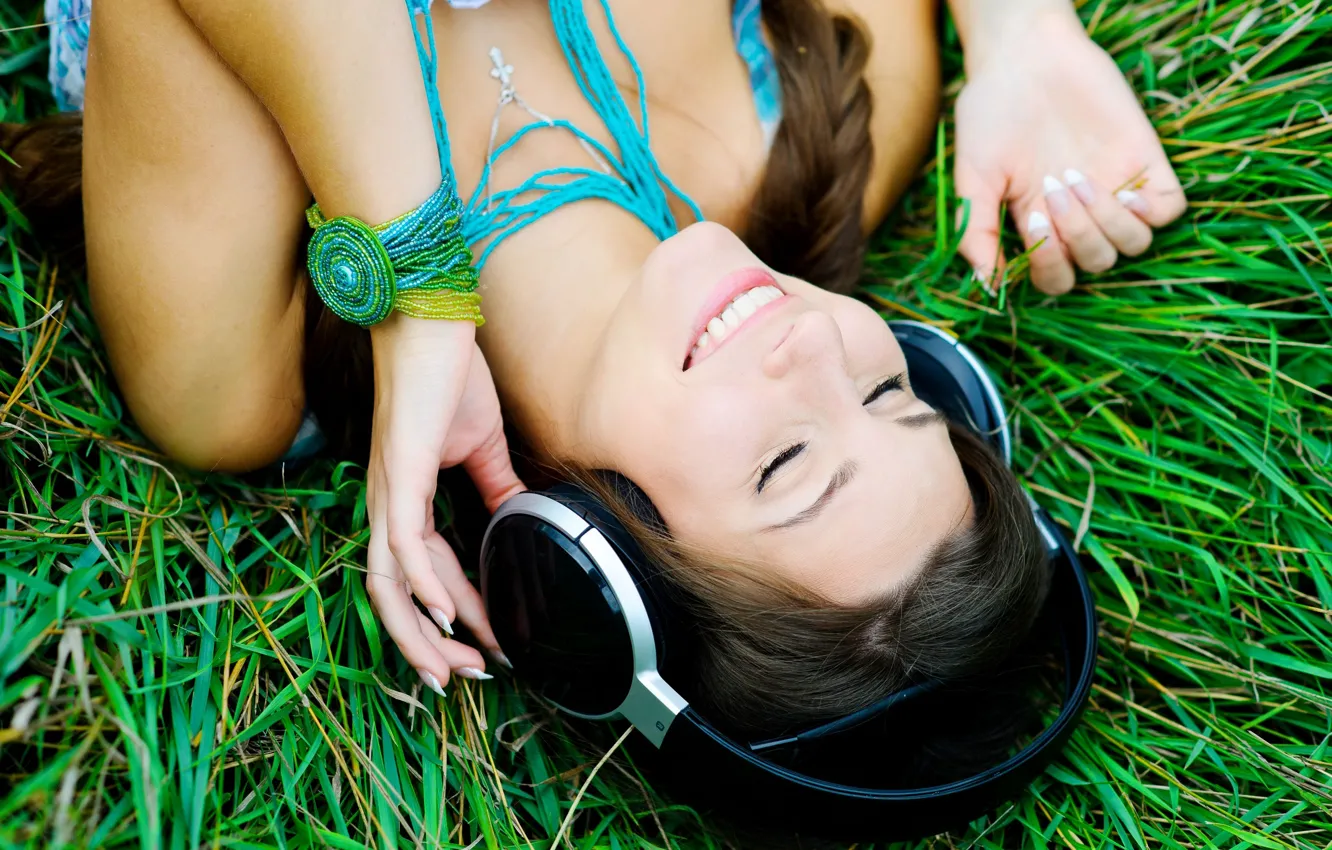 Photo wallpaper greens, grass, girl, nature, smile, music, background, stay