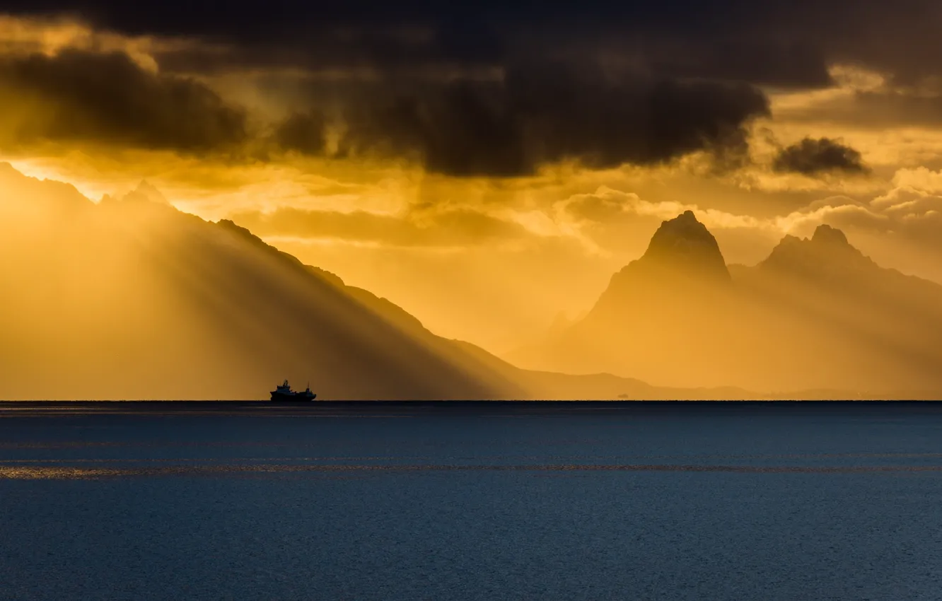 Photo wallpaper sea, clouds, light, ship, horizon, Norway, Norway, Nordland