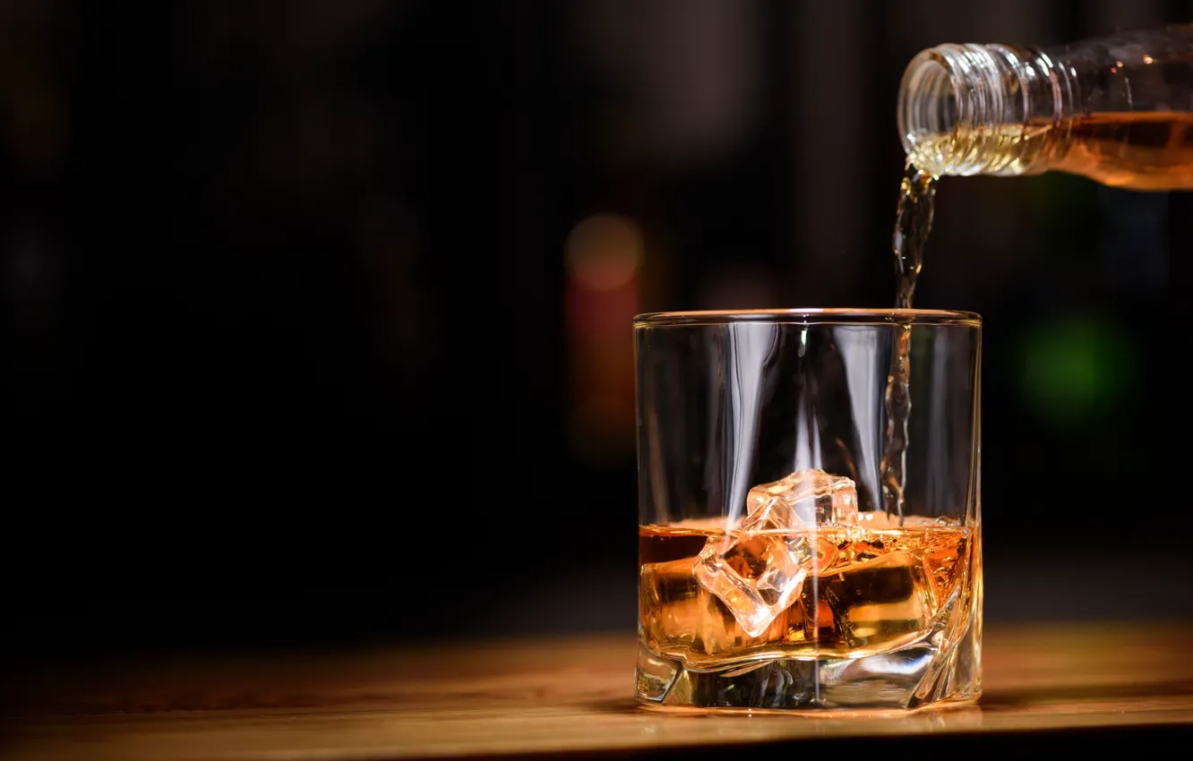 Photo wallpaper ice, glass, alcohol, whiskey