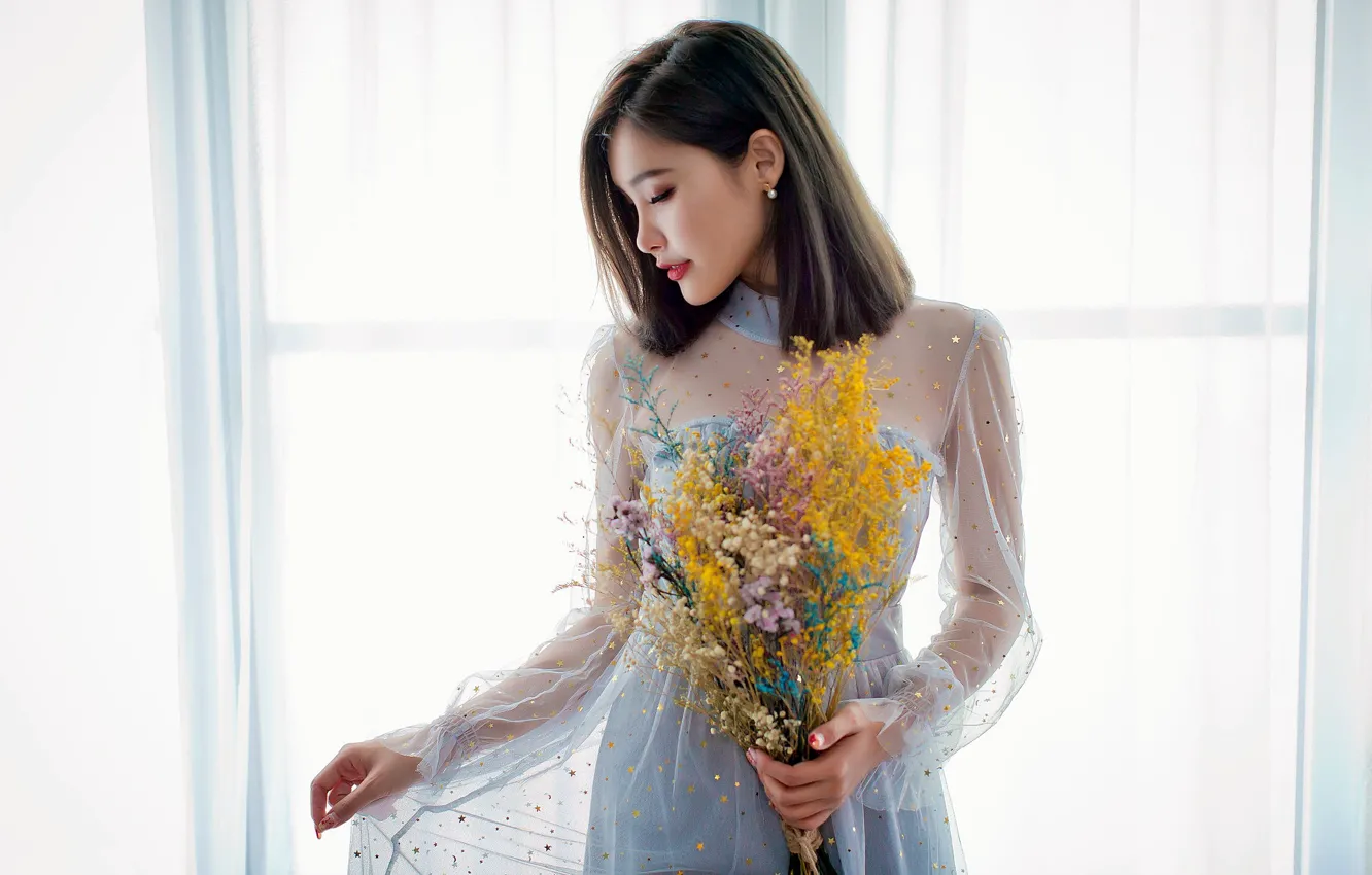 Photo wallpaper girl, bouquet, Asian, cutie