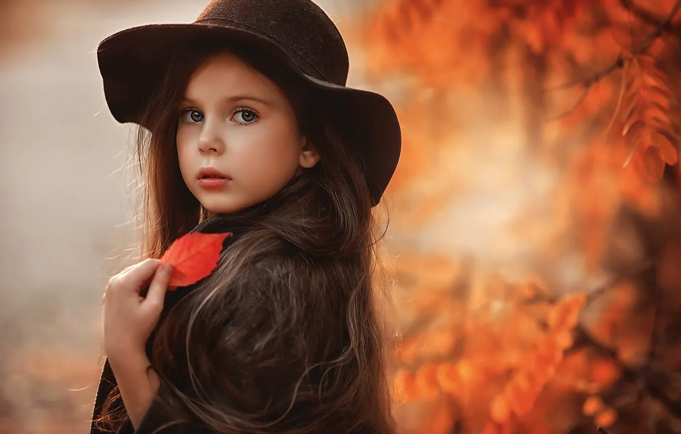 Photo wallpaper autumn, look, sheet, hat, girl, child, Irina Ganich