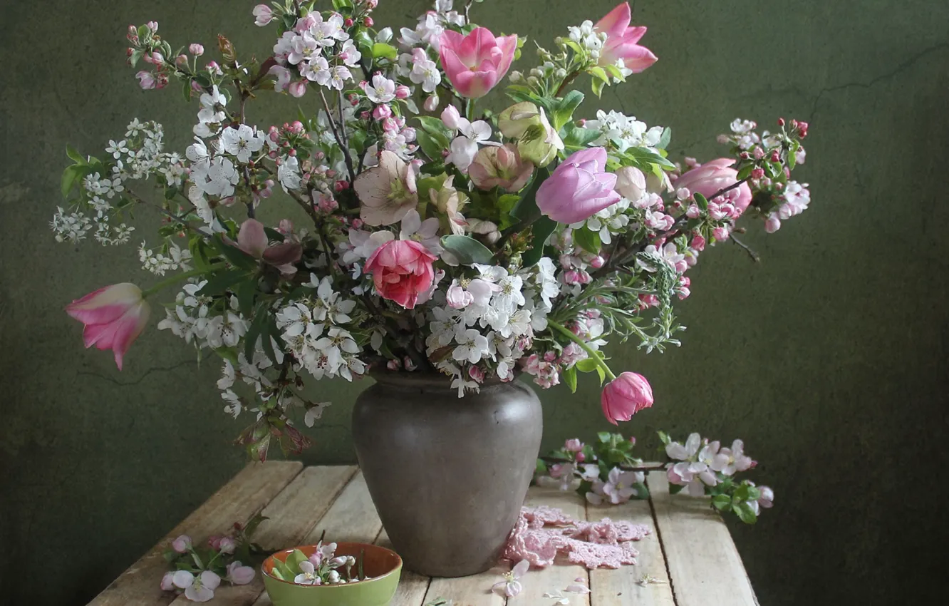 Photo wallpaper cherry, spring, tulips, vase, hellebore