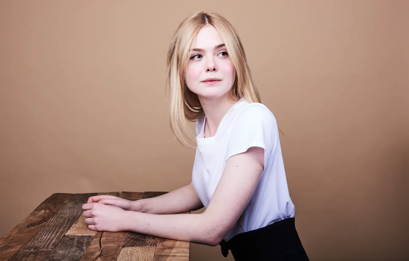 Photo wallpaper Elle Fanning, El Fanning, at the photo shoot for the film, "Sidney Hall", «Sidney Hall»