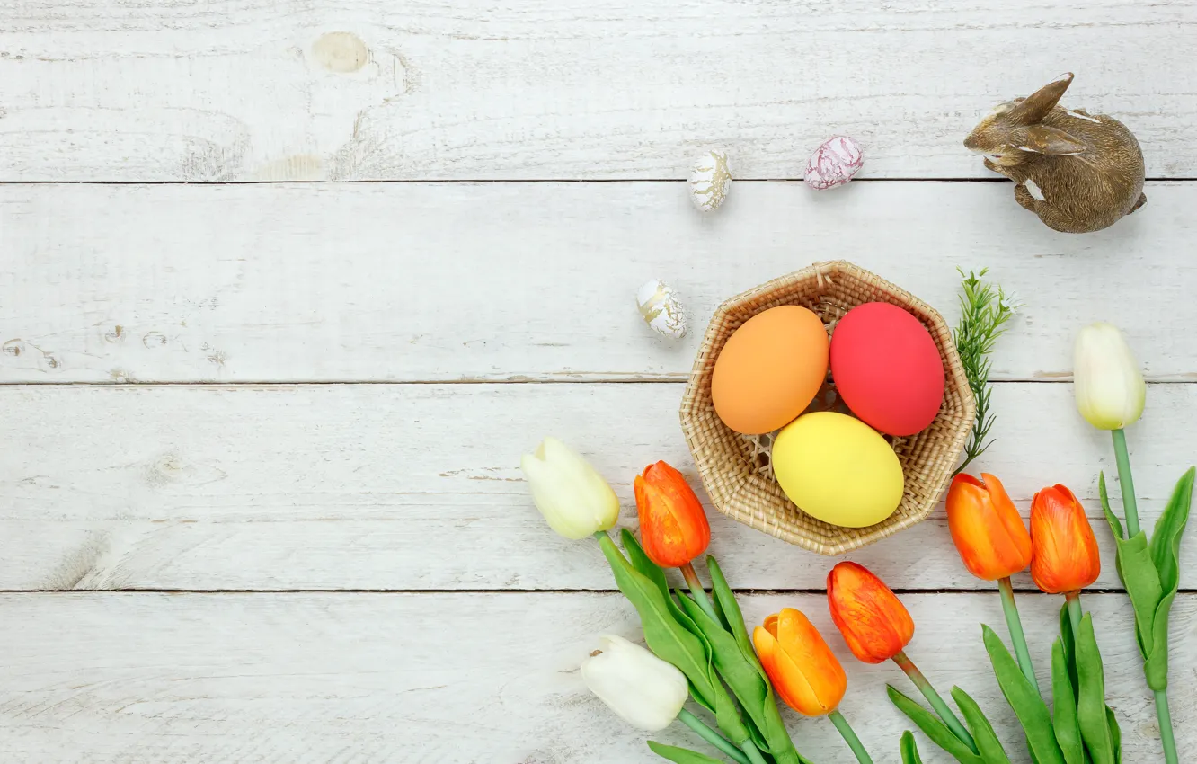 Photo wallpaper flowers, eggs, spring, colorful, Easter, tulips, wood, flowers
