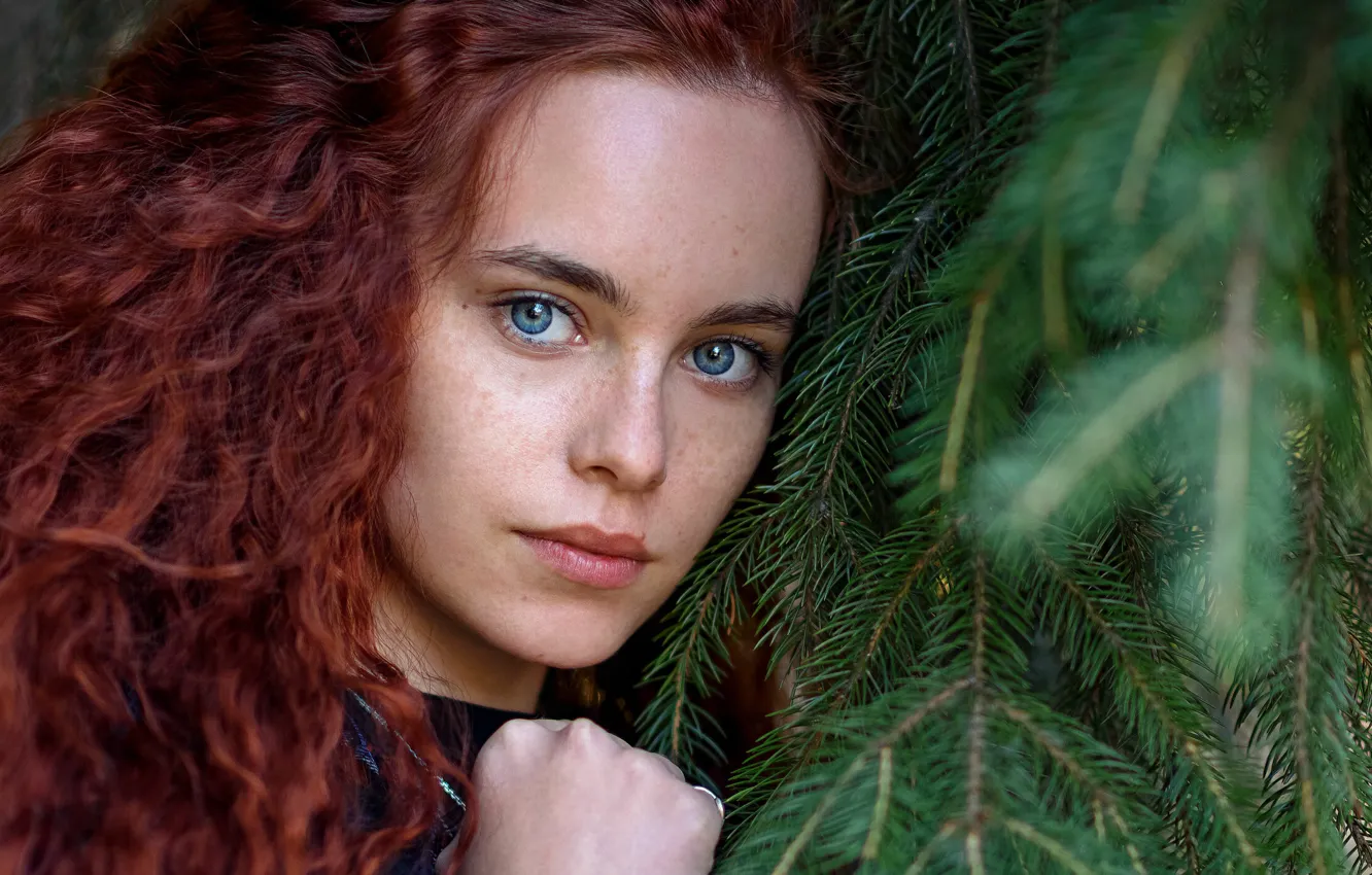 Photo wallpaper look, close-up, face, model, portrait, makeup, hairstyle, freckles