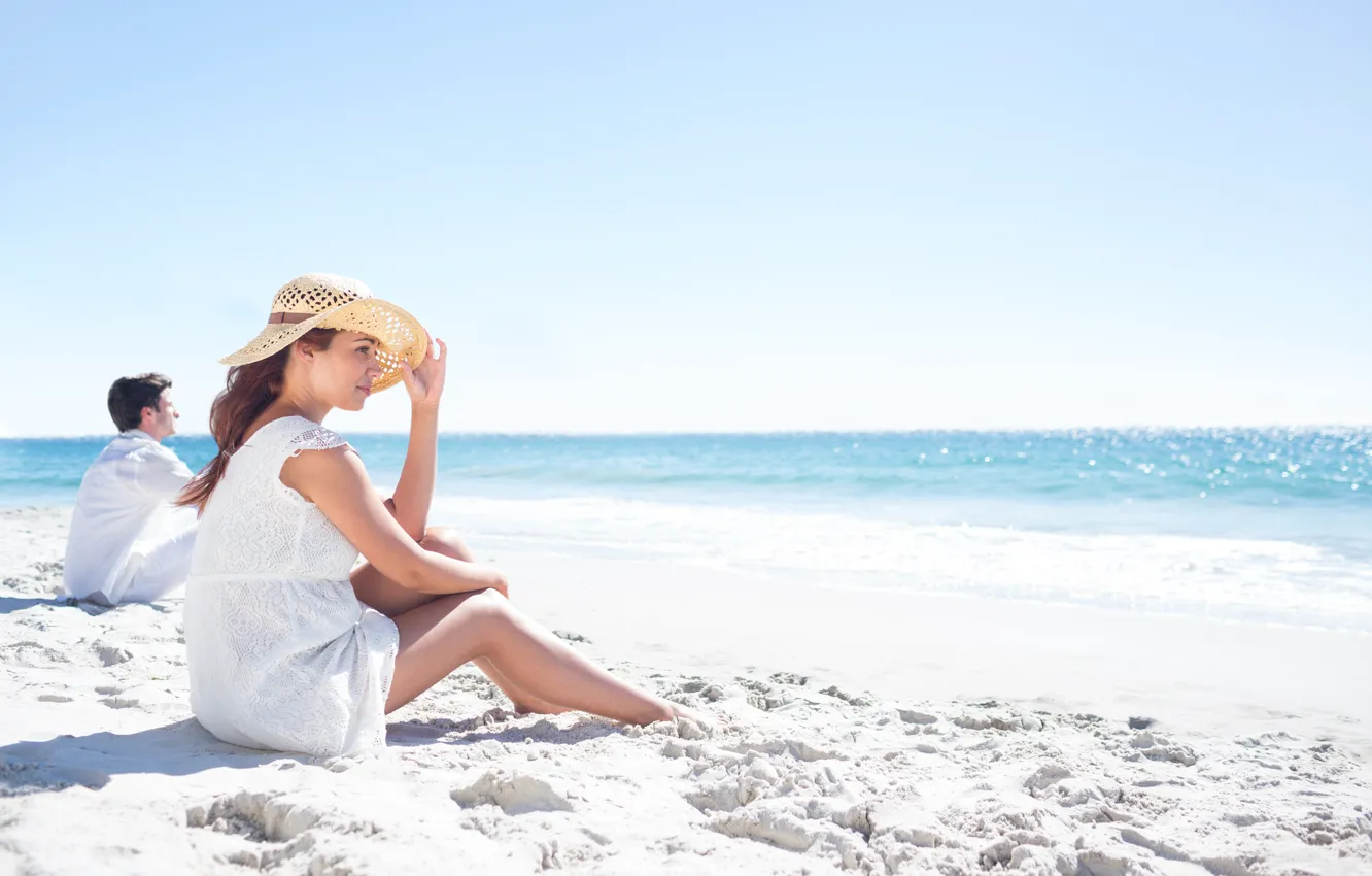 Photo wallpaper sea, beach, girl, stay, guy