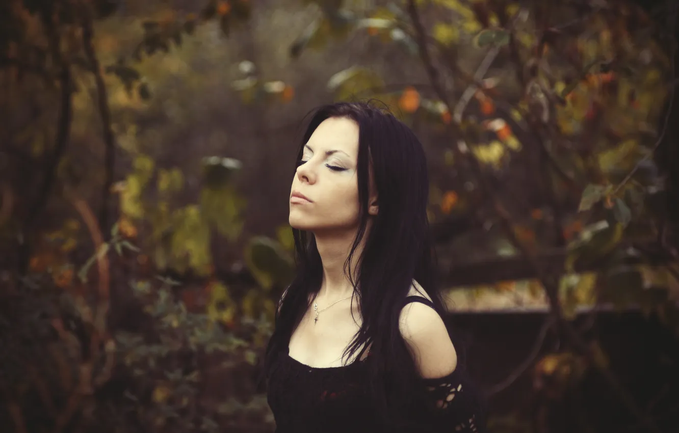 Photo wallpaper leaves, girl, branches, brunette