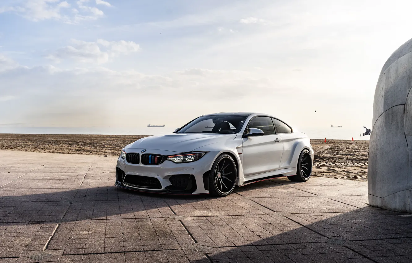 Photo wallpaper BMW, F82