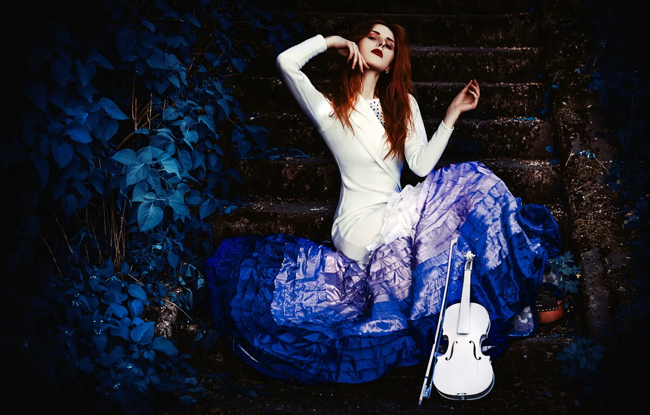 Photo wallpaper look, leaves, pose, violin, model, portrait, makeup, dress