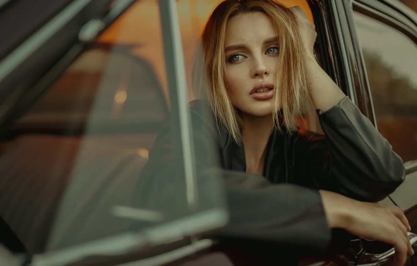 Photo wallpaper machine, auto, girl, face, pose, hands, Ivan Kovalev, Alina Novak