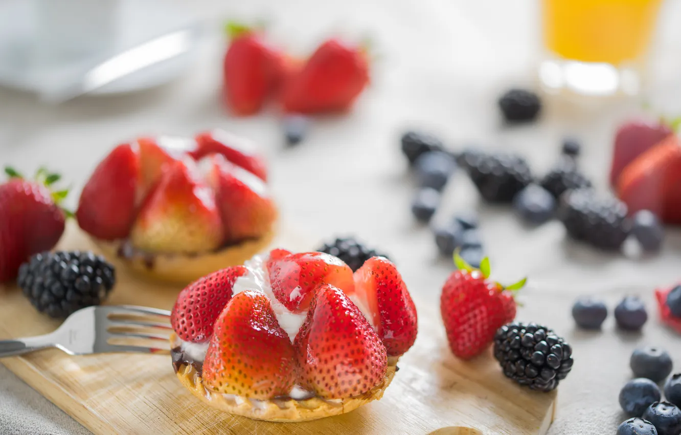 Photo wallpaper macro, berries, blueberries, strawberry, BlackBerry