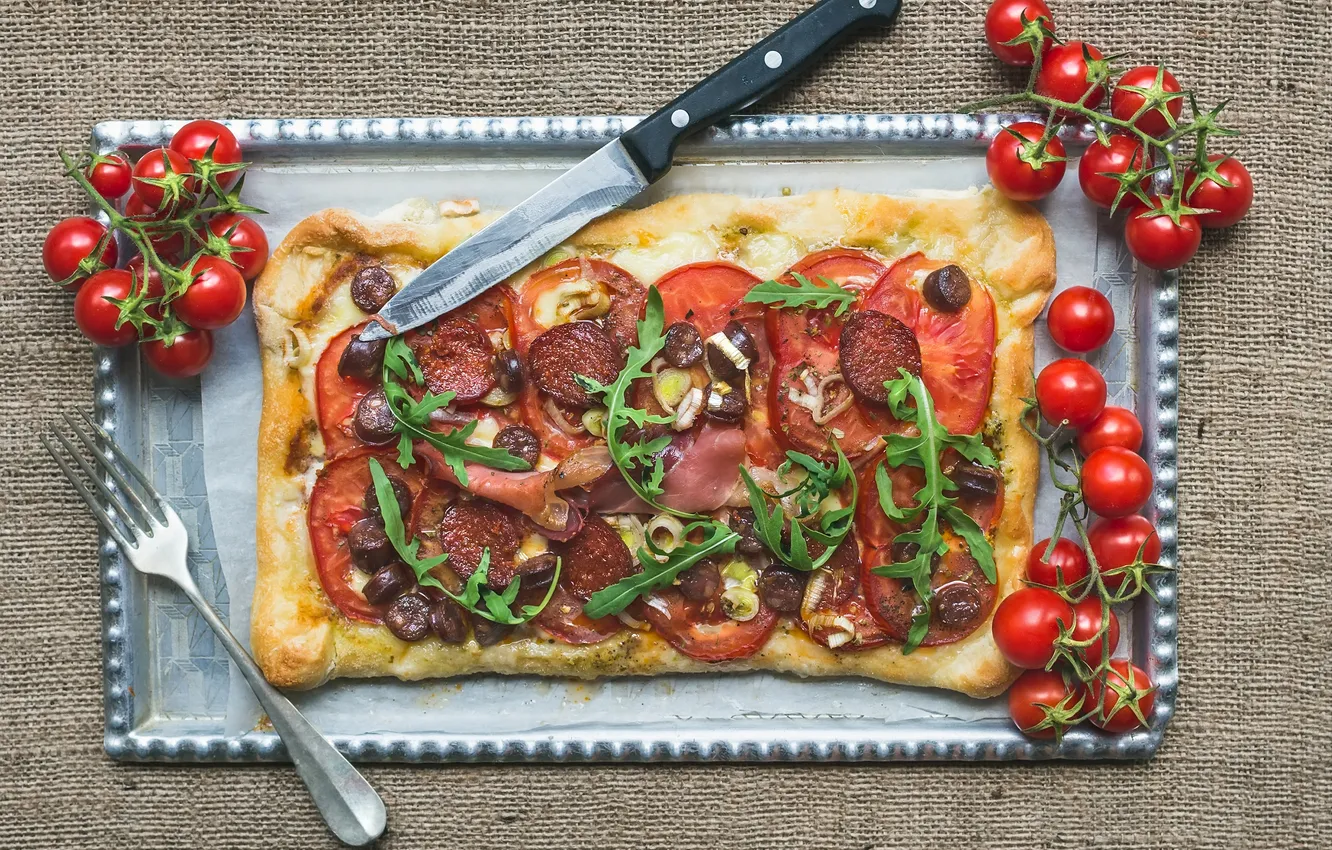 Photo wallpaper cheese, knife, plug, pizza, tomatoes, sausage, bacon, tomatoes