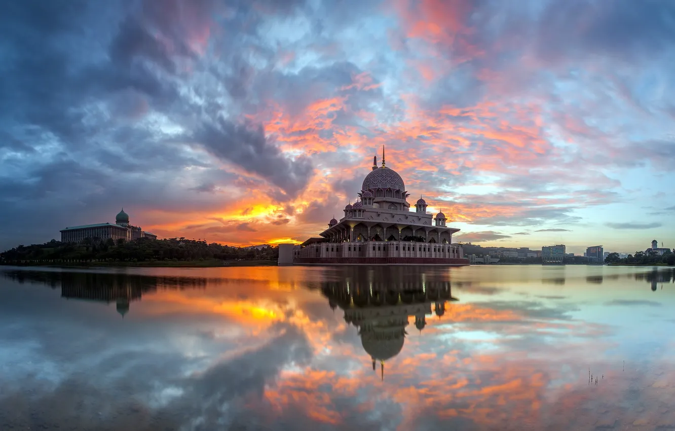 Photo wallpaper the city, Malaysia, Putra Mosque