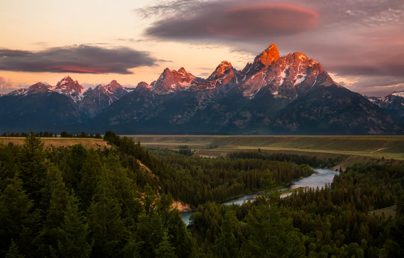 Photo wallpaper field, forest, the sky, clouds, trees, mountains, river, USA