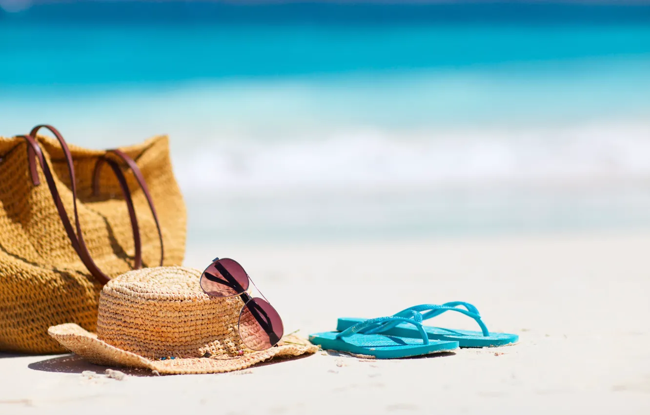 Photo wallpaper sand, sea, beach, summer, glasses, hat, bag