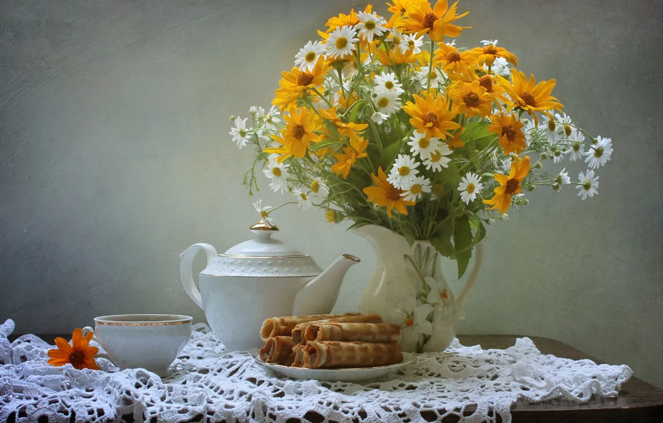 Photo wallpaper tea, bouquet, kettle, tube