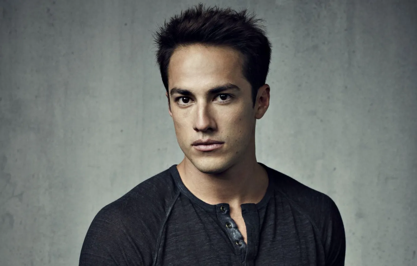 Photo wallpaper look, actor, male, Michael, Trevino