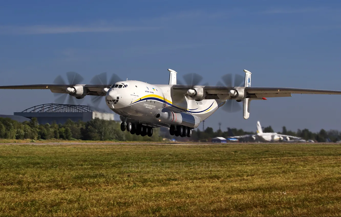 Photo wallpaper the plane, Ukraine, landing, the airfield, transport, Antonov, heavy, Antey