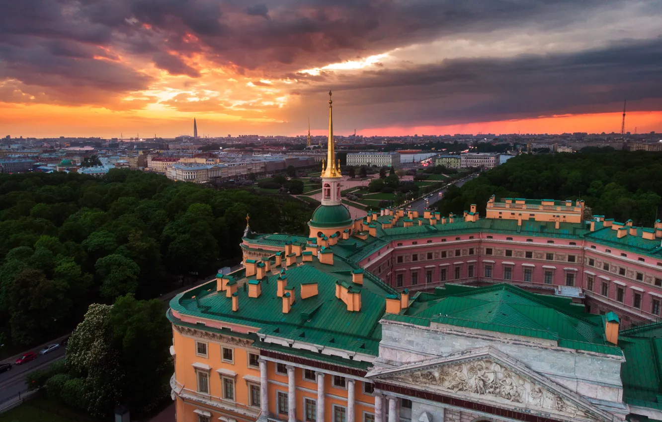 Photo wallpaper the sky, clouds, the city, castle, Peter, Saint Petersburg, Museum, Palace