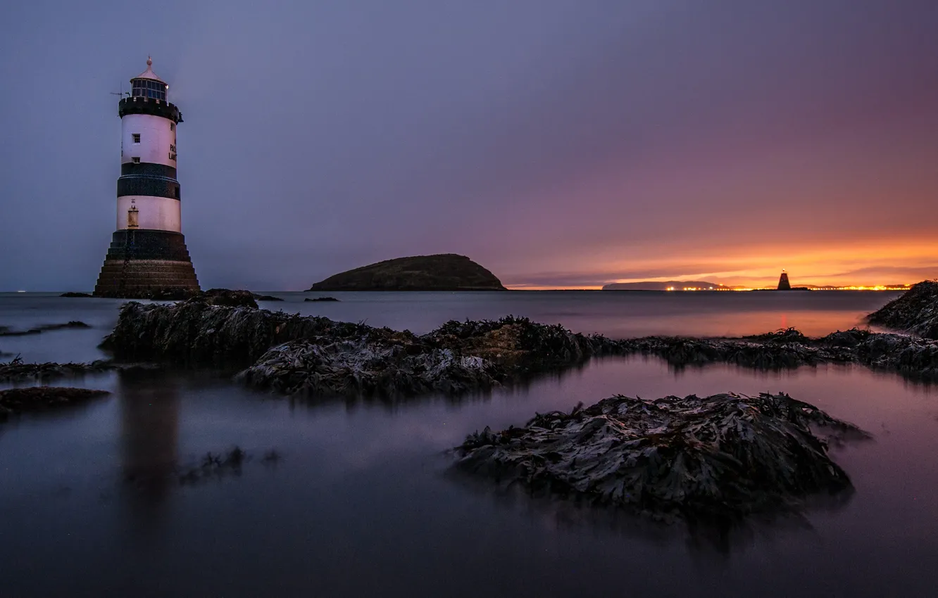 Photo wallpaper sea, rocks, shore, lighthouse, Anglesey, Penmon Lighthouse, Black Point