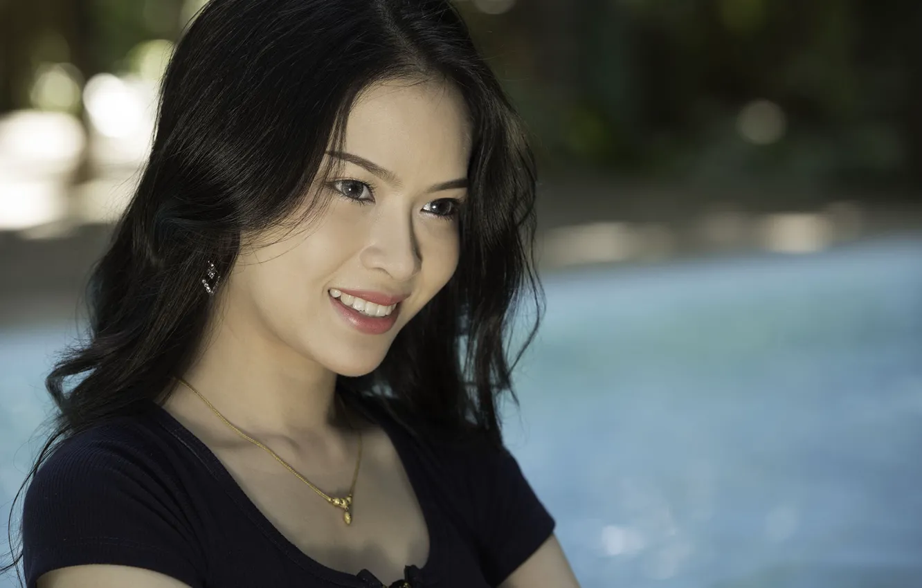 Photo wallpaper look, girl, smile, brunette