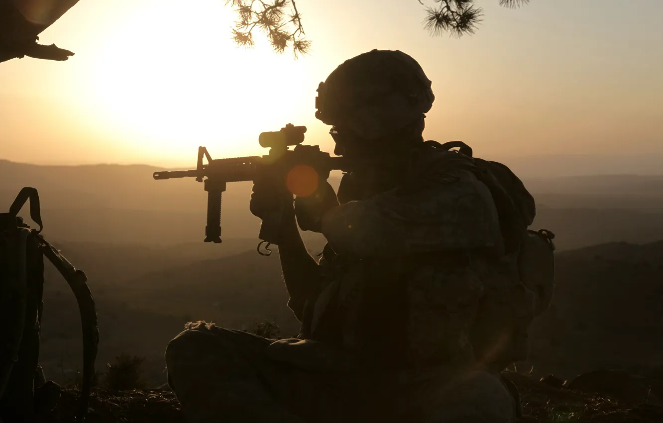 Photo wallpaper night, weapons, soldiers