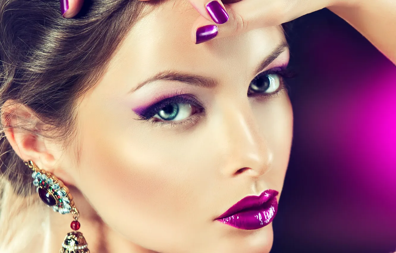 Photo wallpaper purple, eyes, girl, face, lips