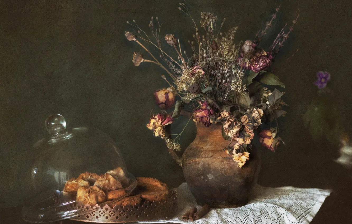 Photo wallpaper flowers, table, Mac, roses, bouquet, cookies, pie, pitcher