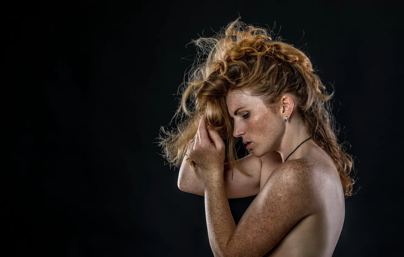 Photo wallpaper Froilein Sommersproße, freckles, redhead