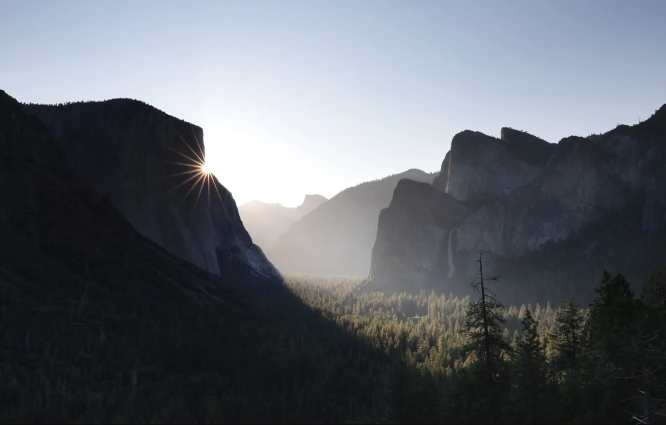 Photo wallpaper Yosemite National Park, The Captain, Sunstar