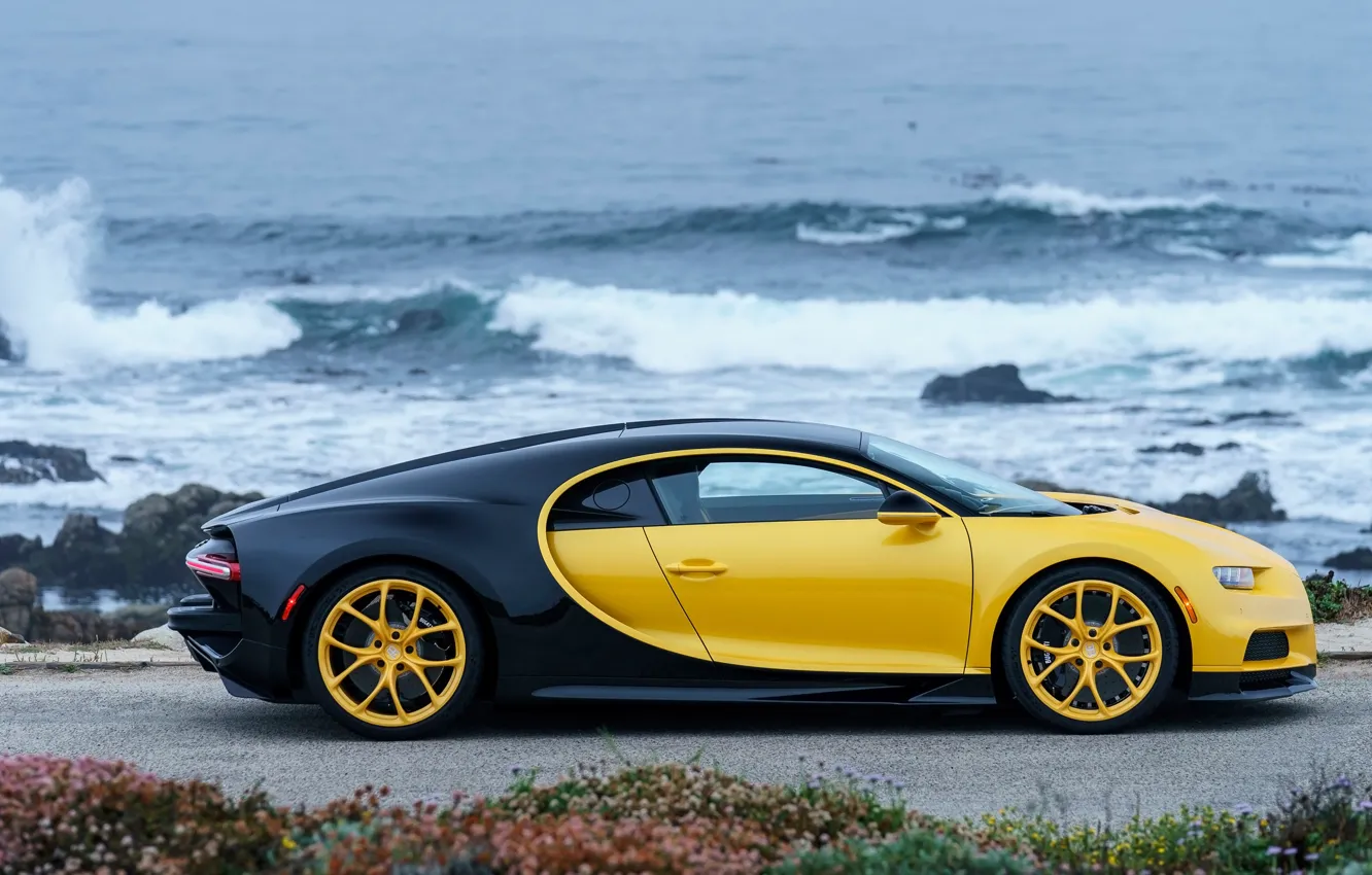 Photo wallpaper coast, Bugatti, 2018, Chiron, Yellow and Black