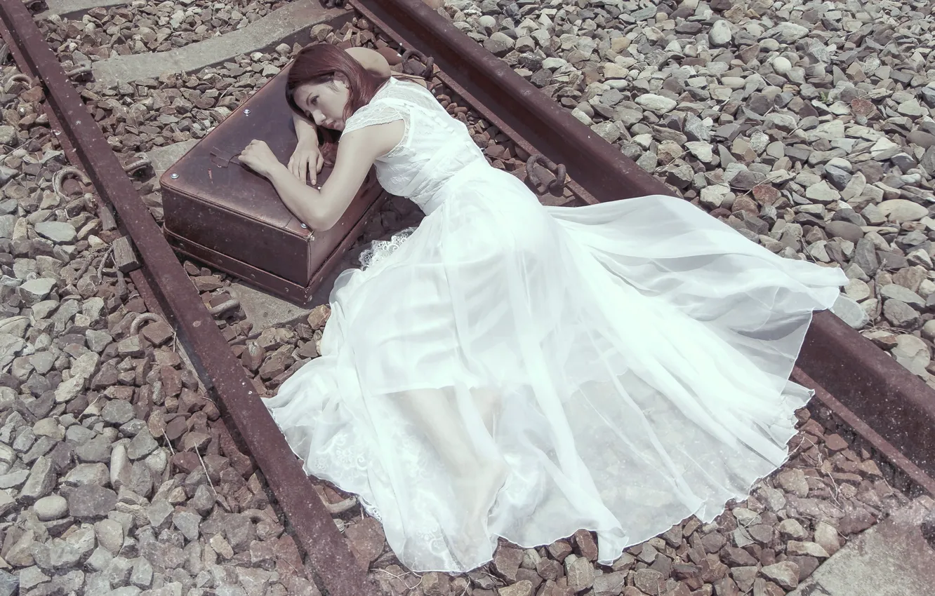 Photo wallpaper girl, the situation, railroad, suitcase