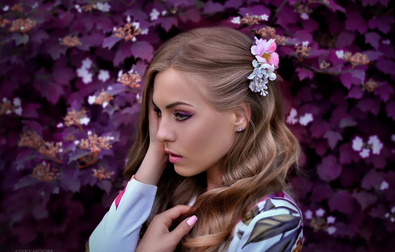 Photo wallpaper leaves, girl, profile, the bushes, Rus, Kerry Moore