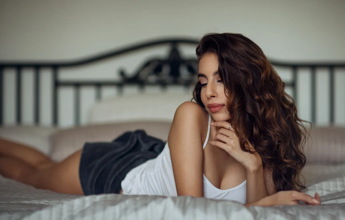 Photo wallpaper girl, shorts, bed, Mike, brown hair, curls, Misho Jovicic