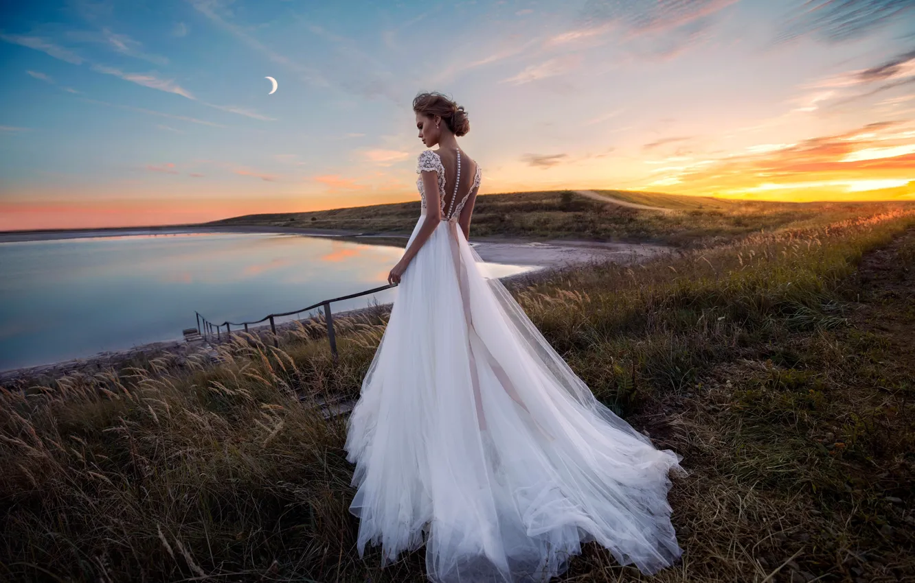 Photo wallpaper field, grass, lake, model, dress, the bride